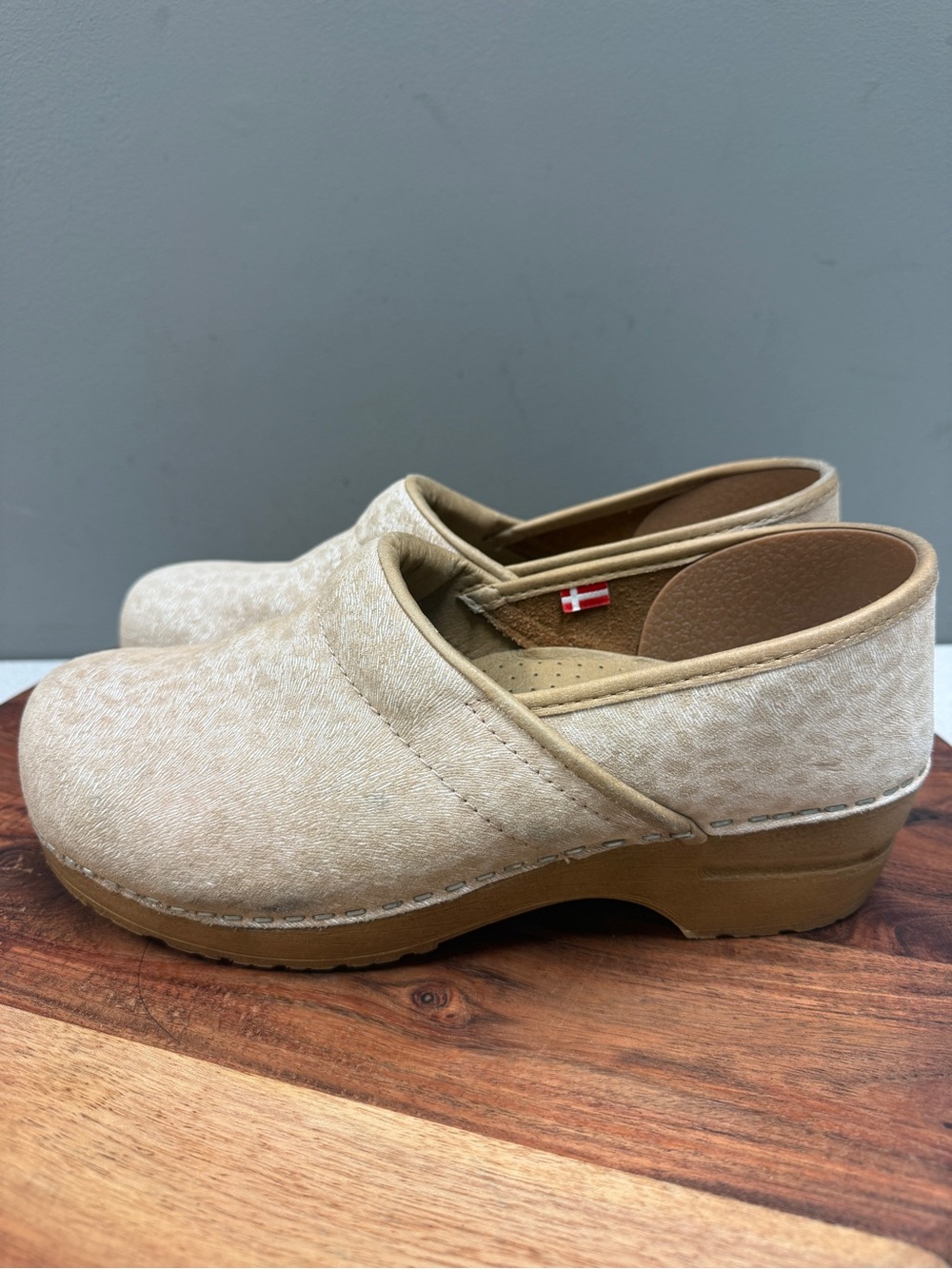 Sanita Original Danish Clogs | Beige Textured Leather Comfort Mules 40